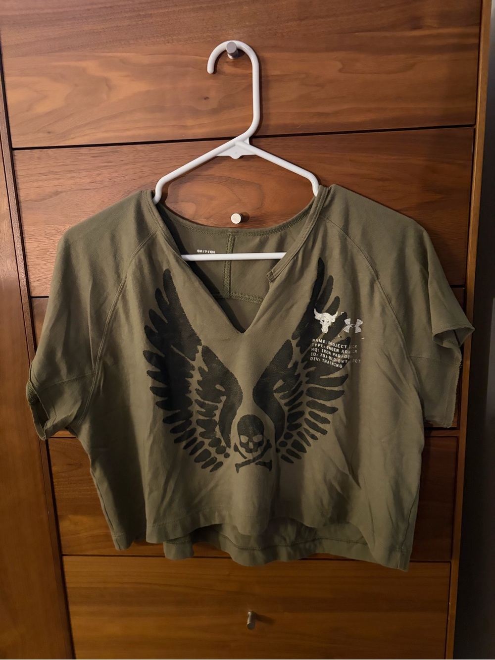 Under Armour Women's Green Crop-top
